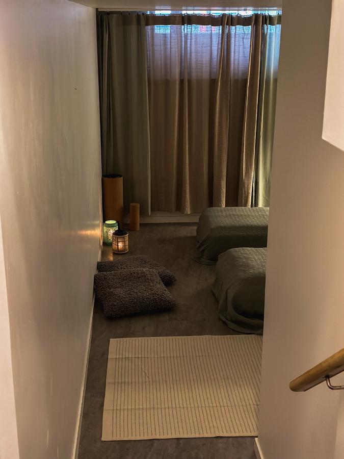 Unique City Home In 罗瓦涅米 外观 照片